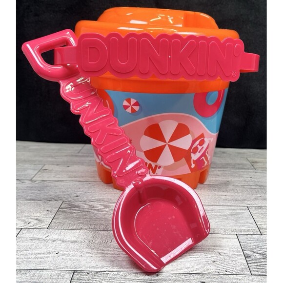 DUNKIN’ Limited Edition Summer Sand Bucket With Shovel And Lid 2025 Orange/Pink - Picture 5 of 8